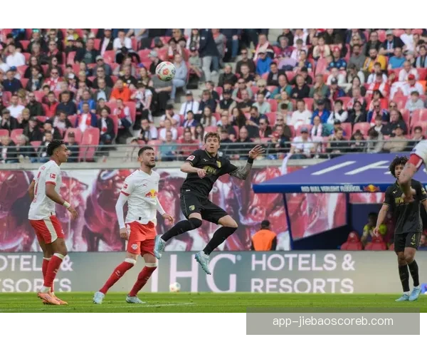 普拉滕斯竞技主场失利科林蒂安客场轻松夺胜